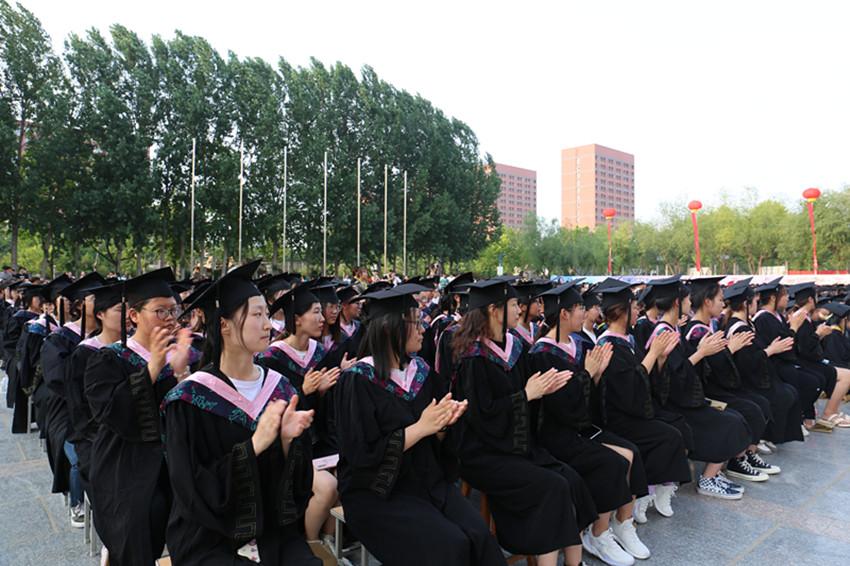 河北,致尊敬的听众朋友们