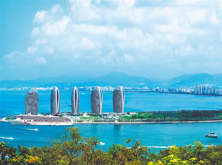 碧海蓝天，海南热带天堂的播音稿风采